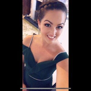 Meet your Posher, Nicole